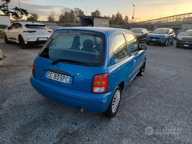 Usata Nissan Micra 59 CV (43 kW) 2002 Blu Utilitaria