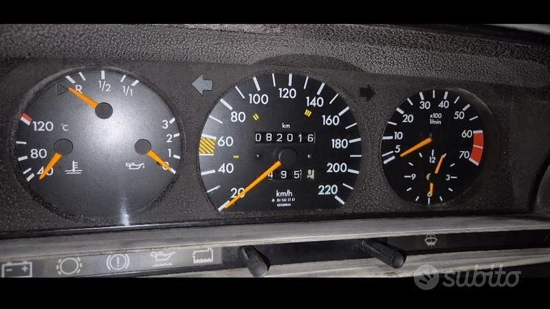 Usata Mercedes 190 109 CV (80 kW) 1991 Bianco Berlina