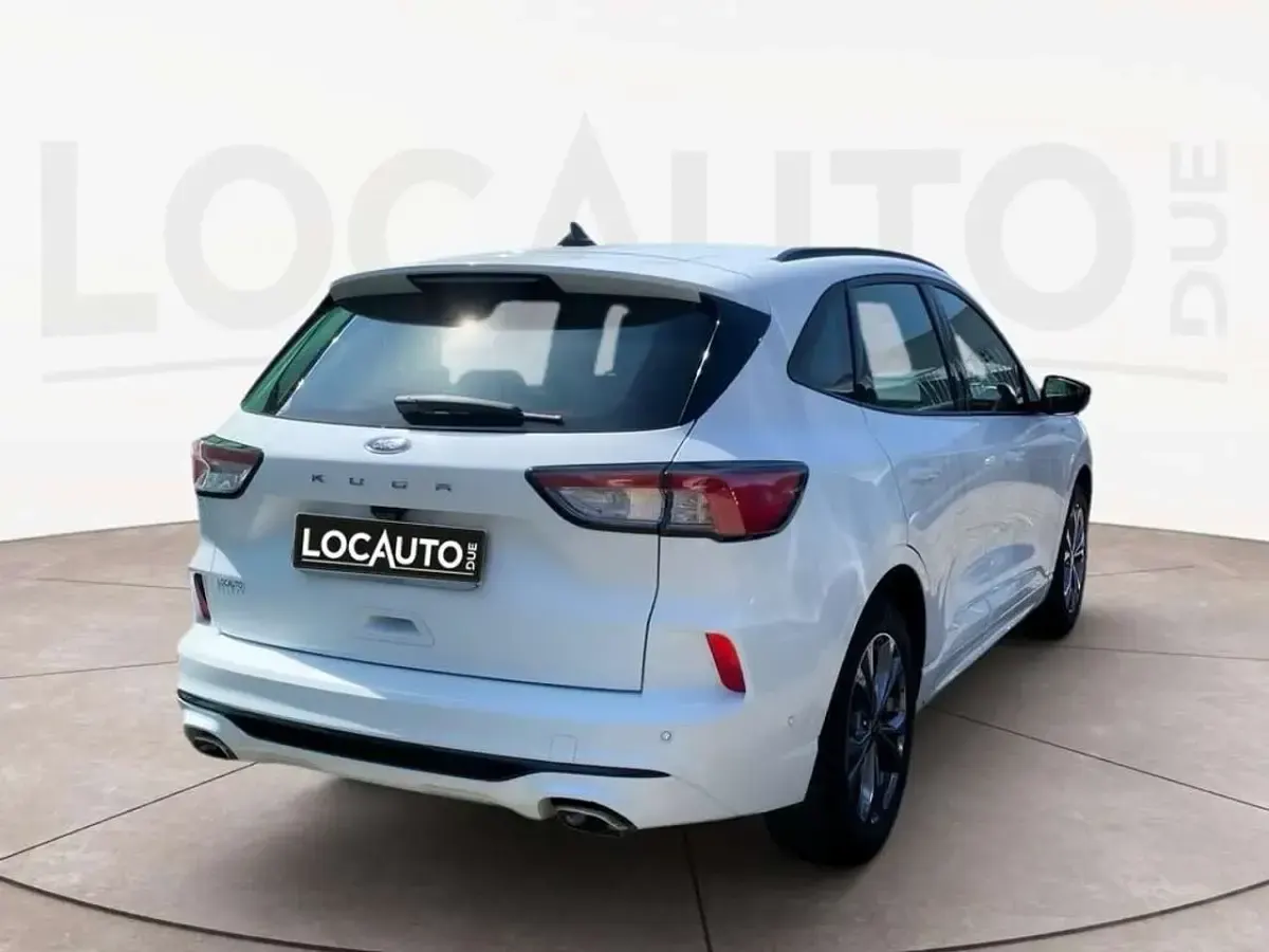 Usata Ford Kuga ST-Line X 120 CV (88 kW) 2021 Bianco SUV
