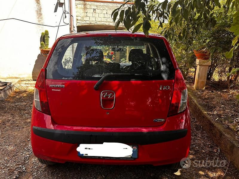 Usata Hyundai i10 2009 Rosso Utilitaria