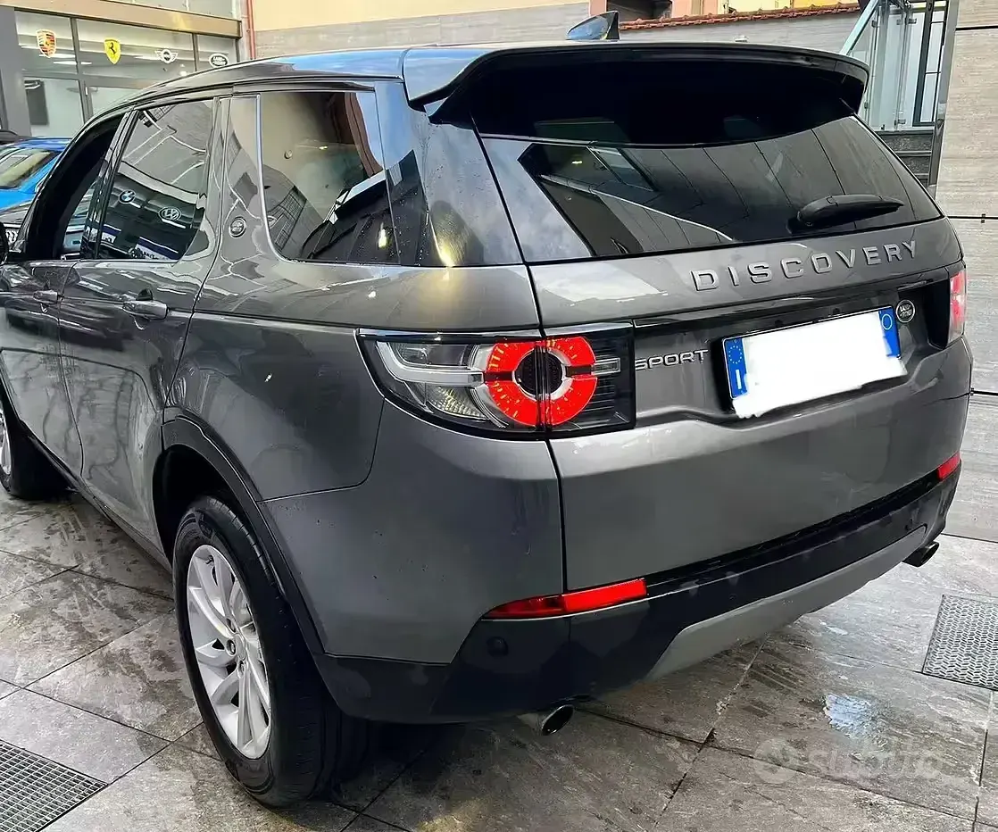 Usata Land Rover Discovery Sport SE 150 CV (110 kW) 2019 Grigio SUV