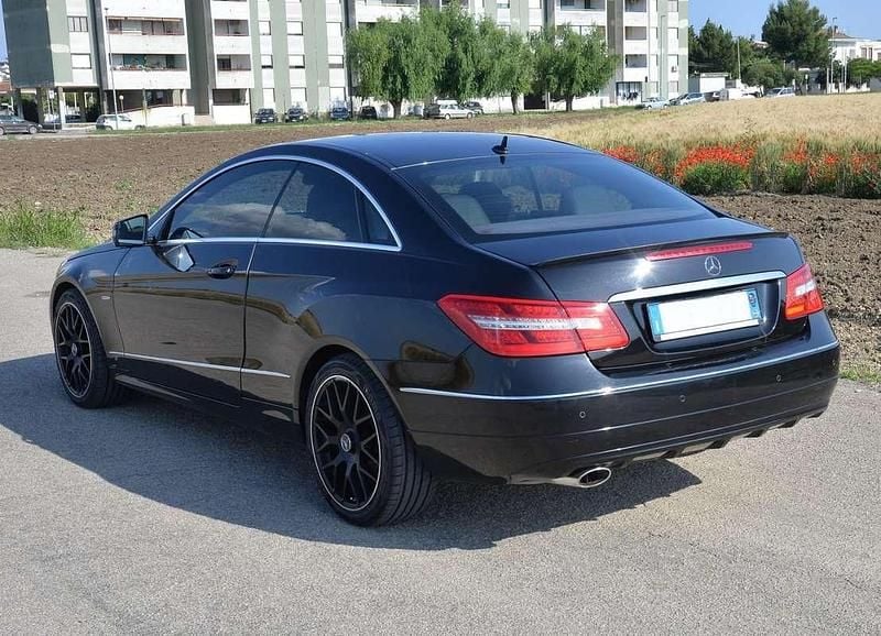 Usata Mercedes E220 Executive 170 CV (125 kW) 2013 Coupé