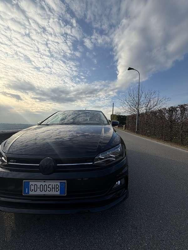 Usata VW Polo Sportline 95 CV (69 kW) 2020 Nero Utilitaria