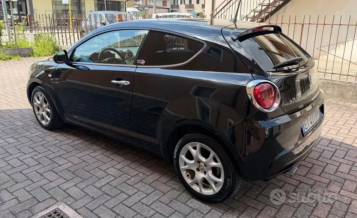 Usata Alfa Romeo MiTo 85 CV (62 kW) 2014 Nero Utilitaria