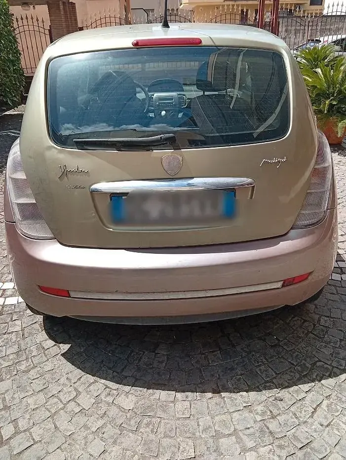 Usata Lancia Ypsilon 90 CV (66 kW) 2007 Utilitaria
