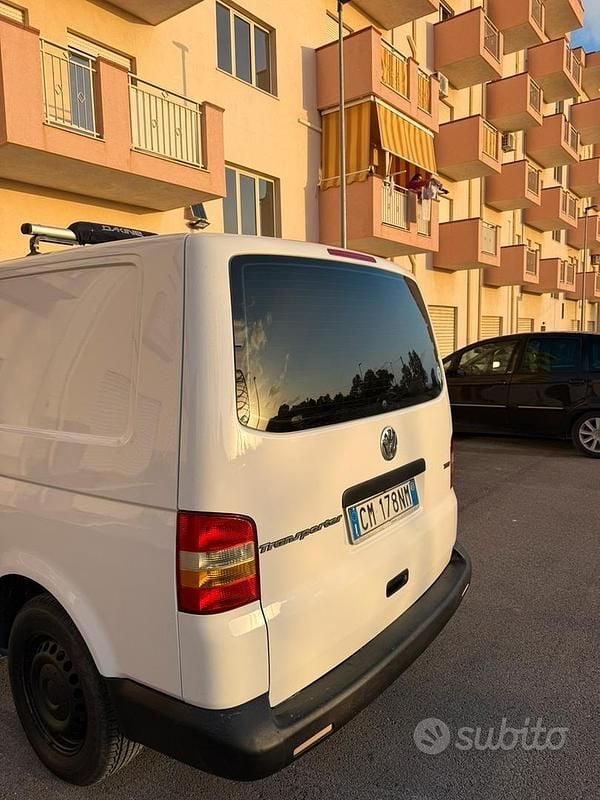 Usata VW T5 105 CV (77 kW) 2005 Bianco Furgone
