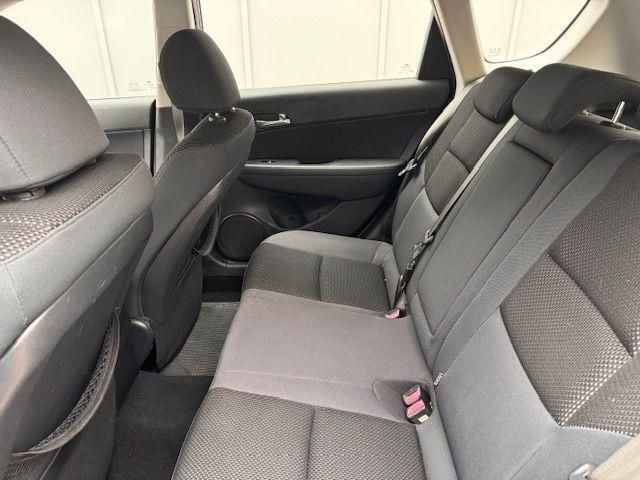 Usata Hyundai i30 Active 109 CV (80 kW) 2010 Nero Station wagon