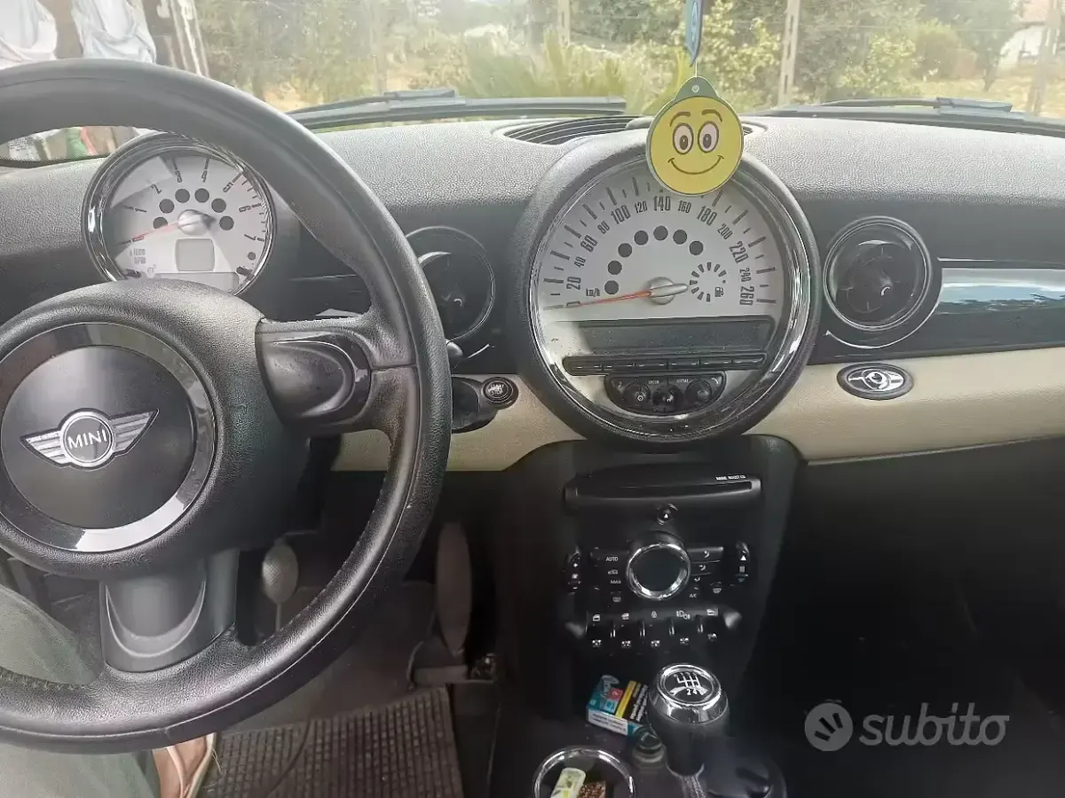 Usata Mini Cooper D Cabriolet 2012 Cabrio