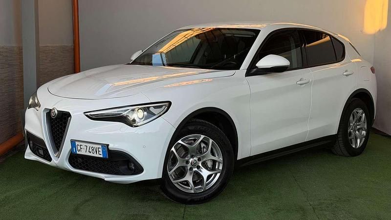 Usata Alfa Romeo Stelvio Executive 190 CV (139 kW) 2021 Bianco SUV