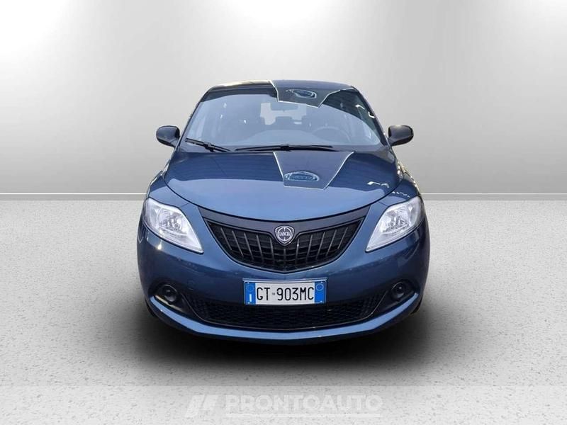 Usata Lancia Ypsilon S 70 CV (51 kW) 2024 Blu/azzurro Utilitaria