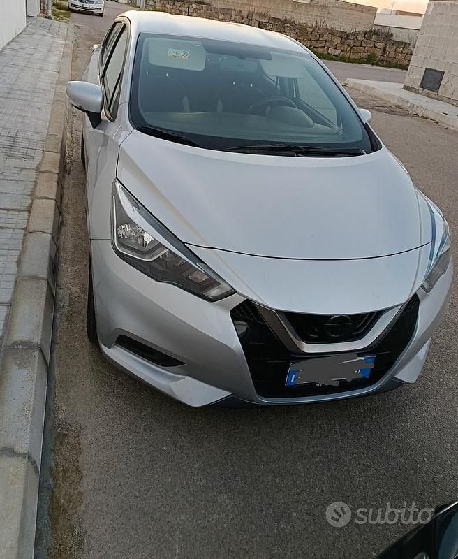 Usata Nissan Micra 90 CV (66 kW) 2018 Grigio Berlina