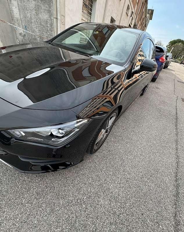 Usata Mercedes CLA200 Shooting Brake AMG line 150 CV (110 kW) 2020 Nero Station wagon