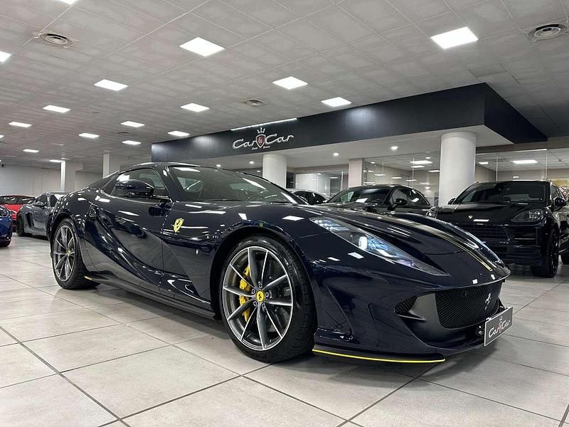 Blu pozzi Usata 2023 Ferrari 812 Cabrio | 529.000 € (Buon prezzo) - Immagine 1/4
