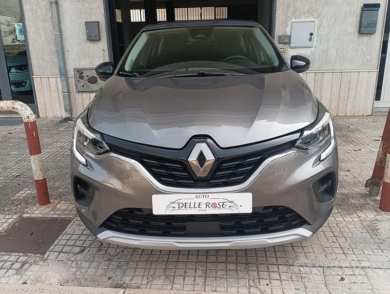 Usata Renault Captur Intens 91 CV (66 kW) 2022 Grigio SUV