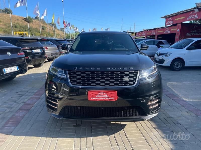 Usata Land Rover Range Rover Velar Black Edition 241 CV (177 kW) 2018 Nero SUV