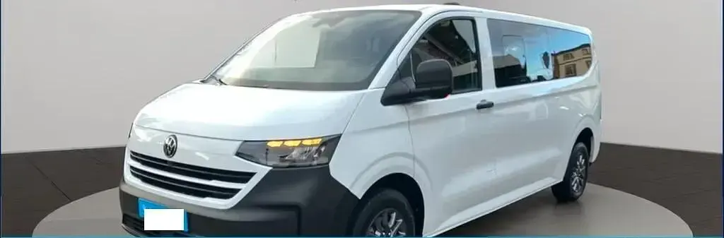 Usata VW Caravelle 149 CV (109 kW) 2025 Bianco Furgone