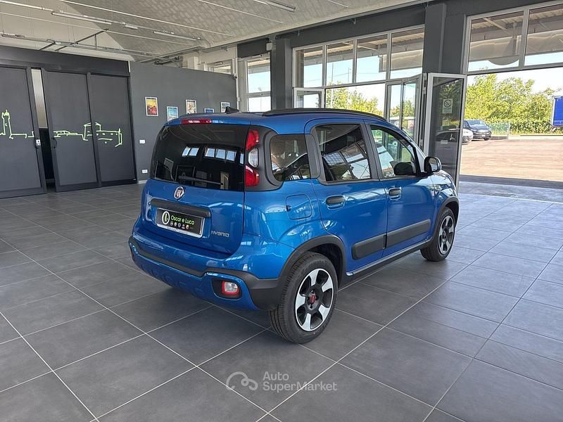 Usata Fiat Panda Cross Cross 70 CV (51 kW) 2024 Blu italia Utilitaria