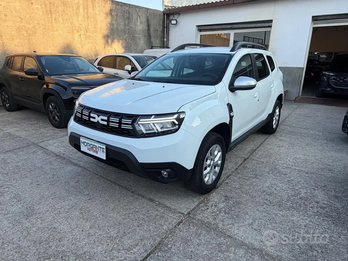 Usata Dacia Duster Expression 116 CV (85 kW) 2023 Bianco SUV