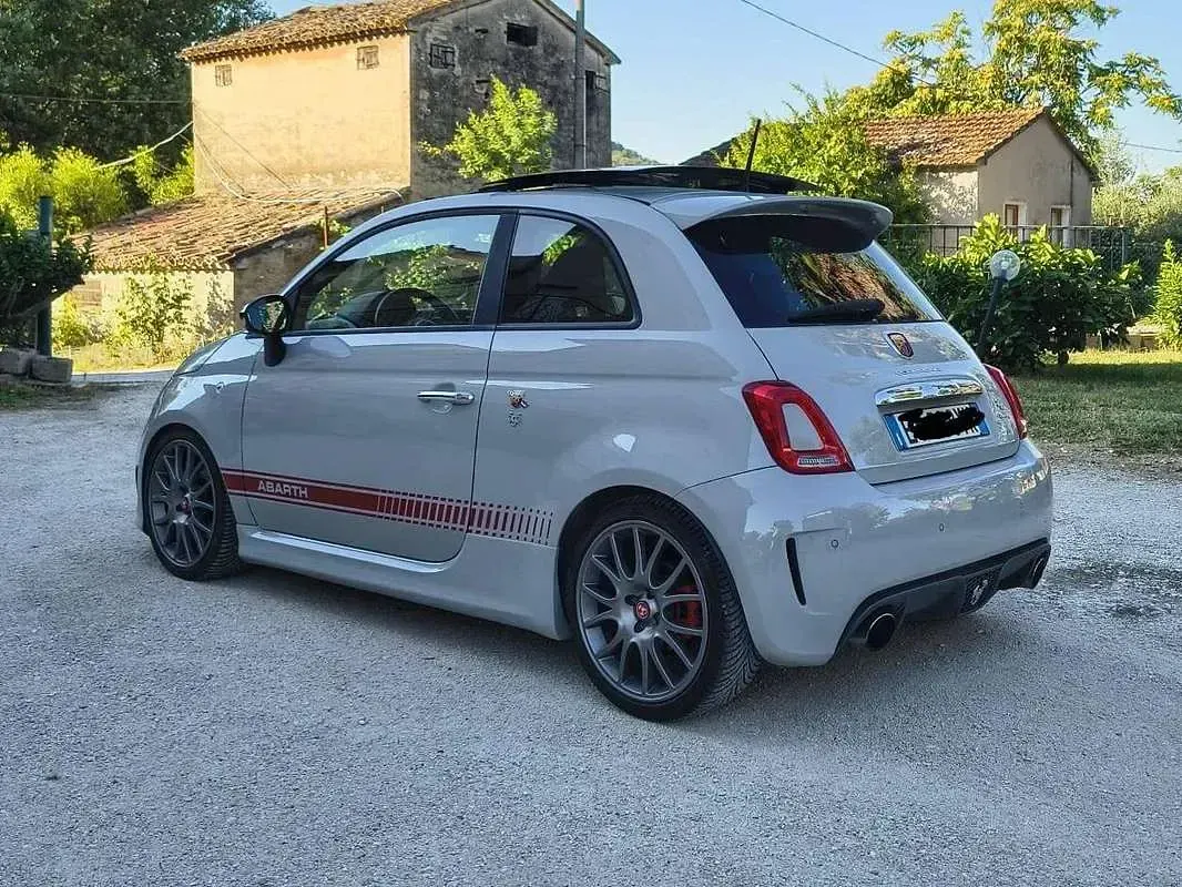 Usata Abarth 595 Turismo 159 CV (116 kW) 2015 Grigio Utilitaria