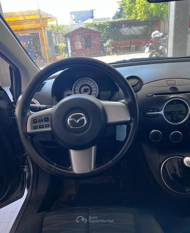 Usata Mazda 2 90th Anniversary 75 CV (55 kW) 2012 Blu Berlina