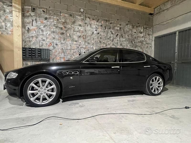 Nero Usata 2005 Maserati Quattroporte Tre volumi | 24.900 € (Super prezzo) - Immagine 1/4