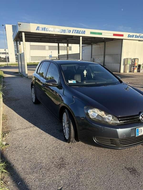 Usata VW Golf VI Trendline 110 CV (80 kW) 2009 Utilitaria
