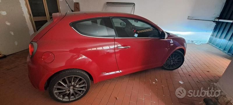 Usata Alfa Romeo MiTo Quadrifoglio Verde 170 CV (125 kW) 2010 Rosso Utilitaria