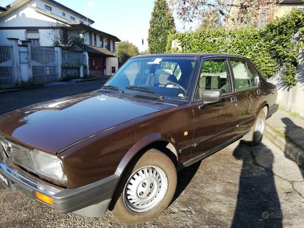 Usato 1984 Alfa Romeo Alfetta Benzin (8.900 €) | Lombardia | AutoUncle