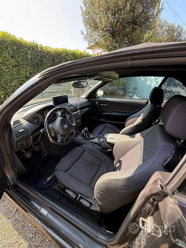Usata BMW 118 Cabriolet Efficient Dynamics 143 CV (105 kW) 2009 Nero Cabrio