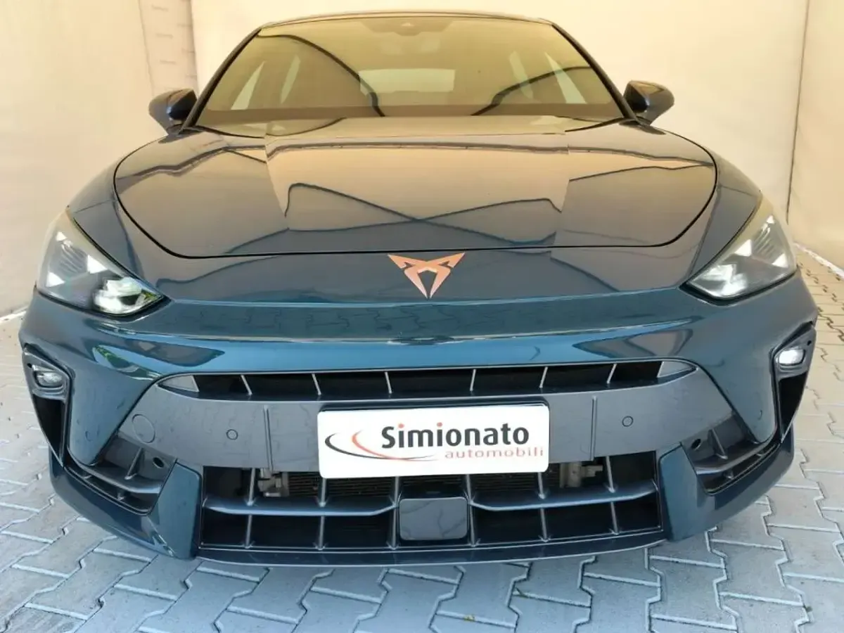 Usata Cupra Leon 150 CV (110 kW) 2024 Antracite Berlina