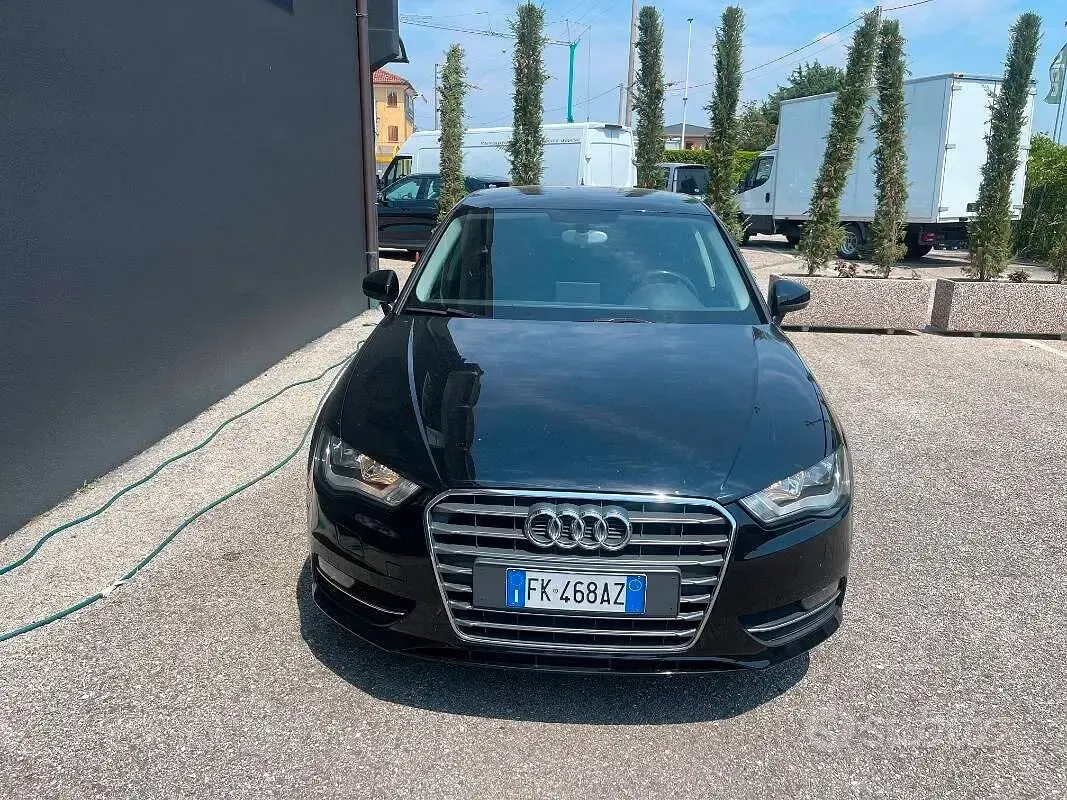 Usata Audi A3 Attraction 105 CV (77 kW) 2014 Nero Berlina
