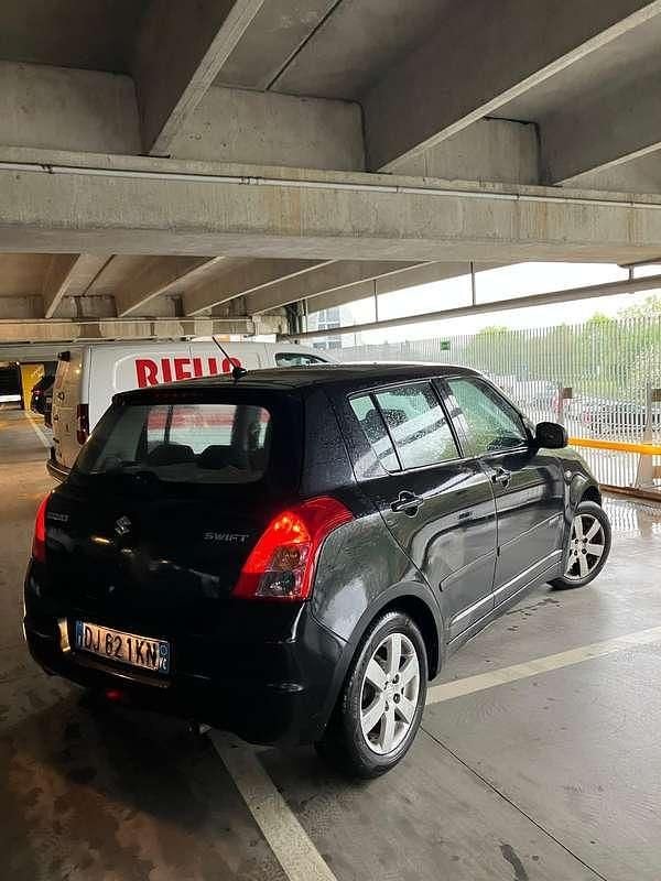 Usata Suzuki Swift GL 91 CV (66 kW) 2008 Utilitaria