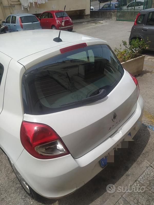 Usata Renault Clio IV 75 CV (55 kW) 2012 Bianco Utilitaria