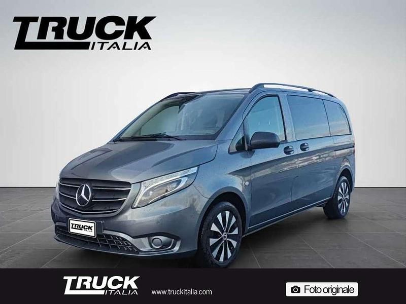 Usata Mercedes Vito 163 CV (119 kW) 2021 Grigio chiaro Furgone