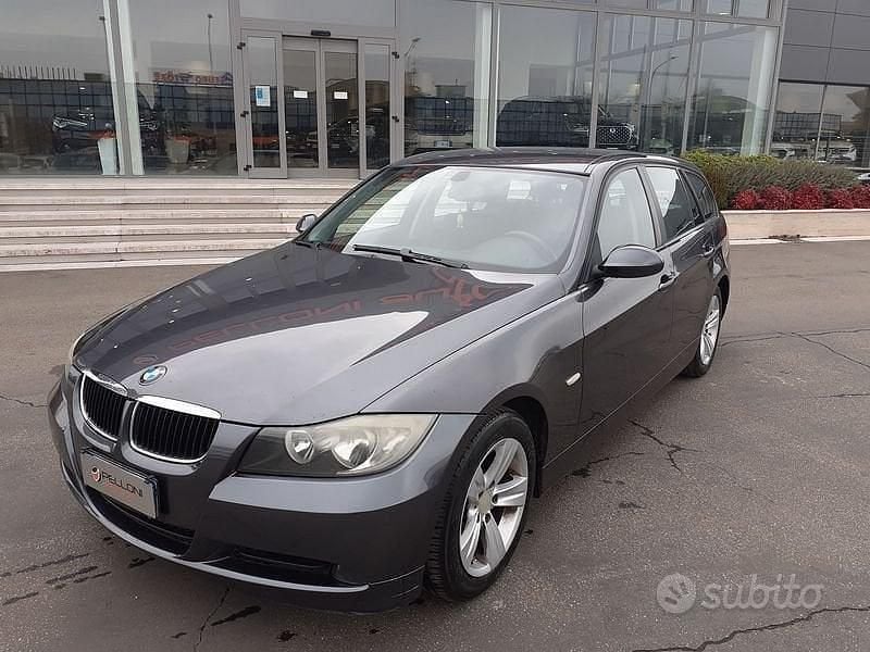 Usata BMW 320 Efficient Dynamics 163 CV (119 kW) 2006 Grigio Station wagon