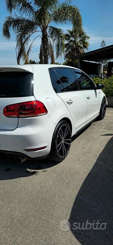 Usata VW Golf VI GTI 211 CV (155 kW) 2010 Bianco Utilitaria
