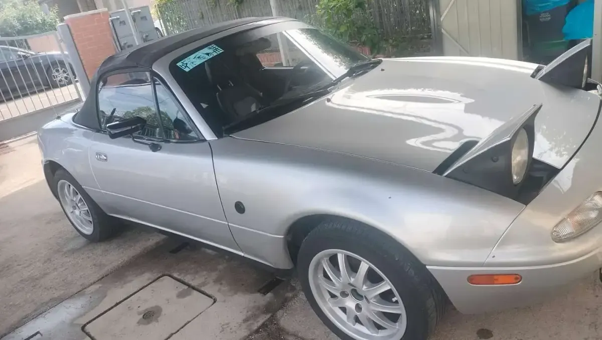Usata Mazda MX5 90 CV (66 kW) 1997 Grigio Cabrio