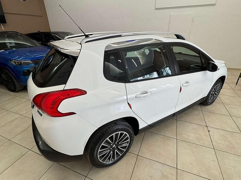 Usata Peugeot 2008 Access 68 CV (50 kW) 2014 Bianco SUV