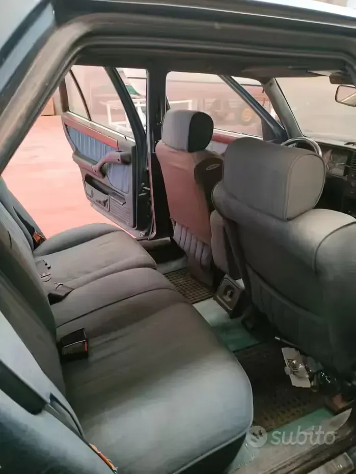 Usata Lancia Thema 147 CV (108 kW) 1991 Blu Station wagon