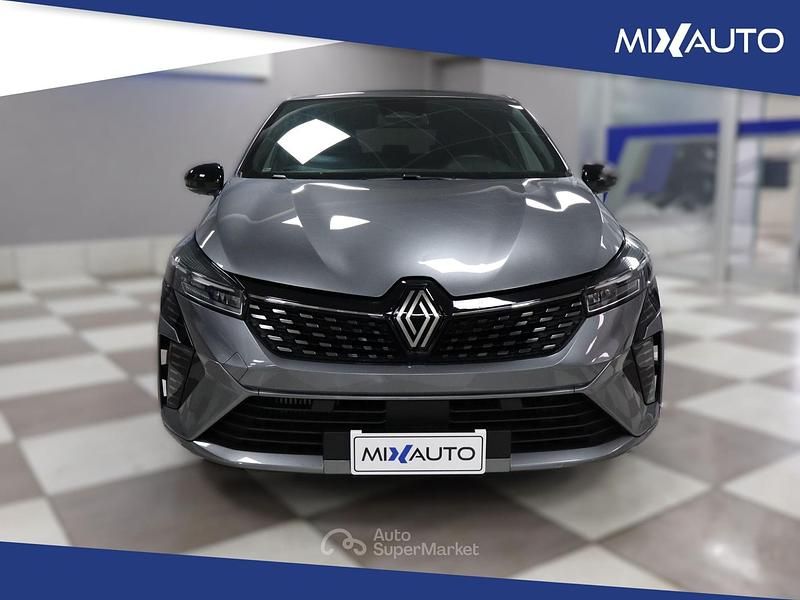 Usata Renault Clio V Techno 91 CV (66 kW) 2025 Gray Berlina