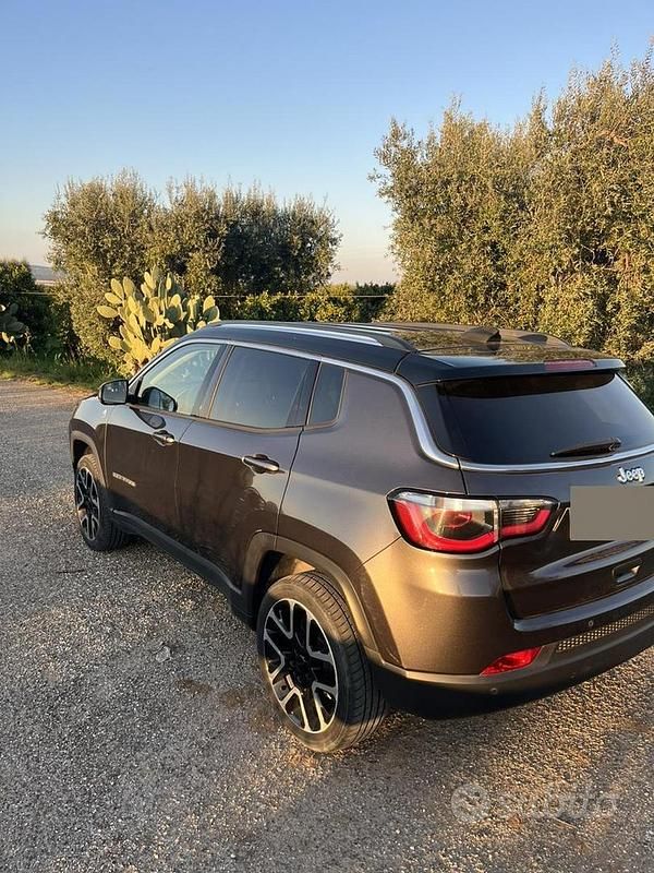 Usata Jeep Compass 140 CV (102 kW) 2017 Grigio SUV