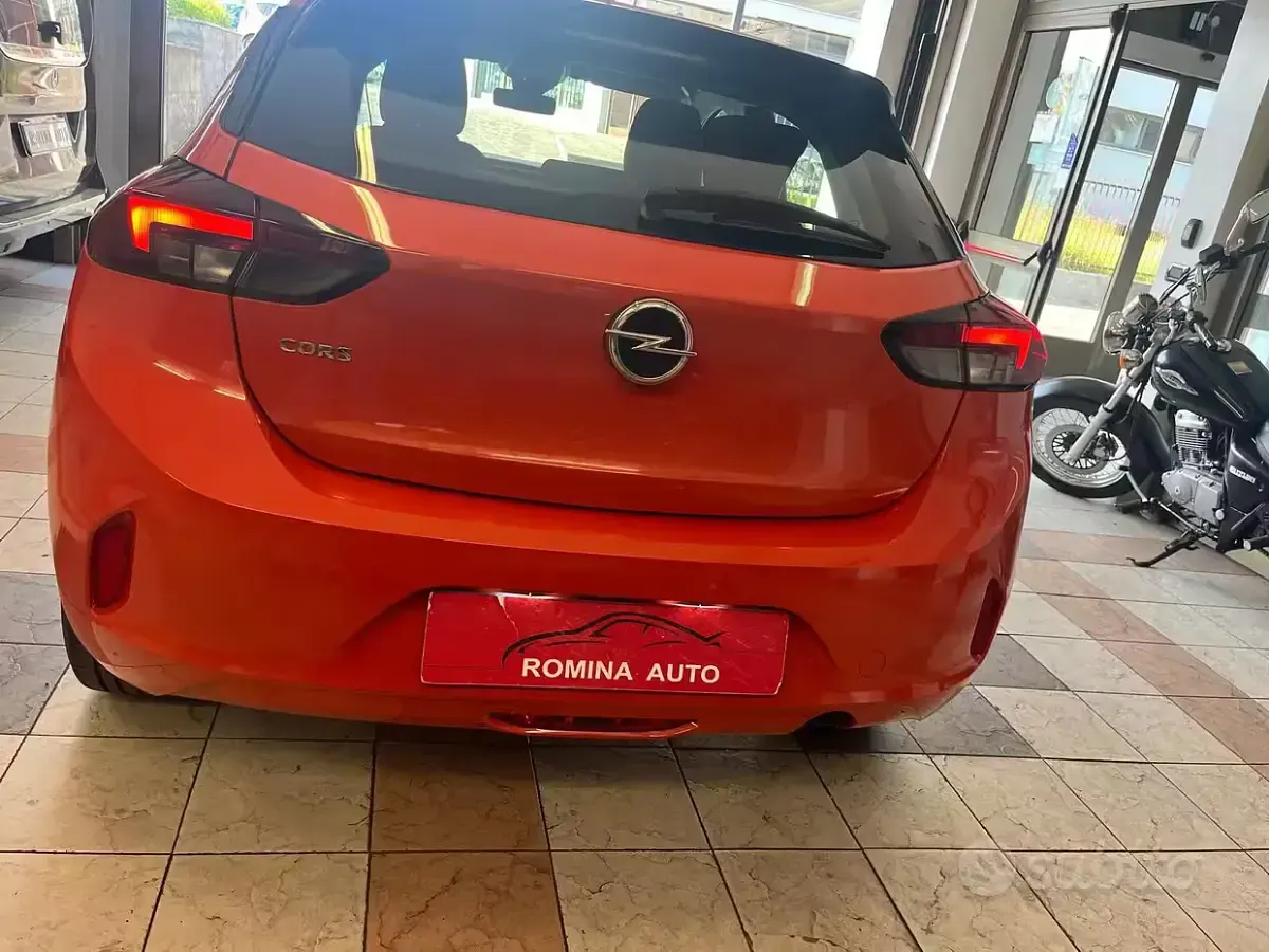 Usata Opel Corsa Edition 75 CV (55 kW) 2023 Arancione Utilitaria