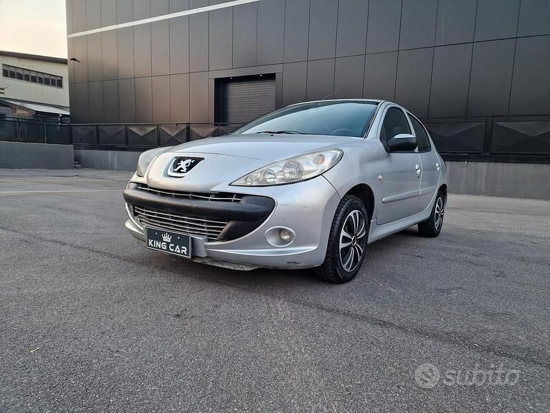 Usata Peugeot 206 60 CV (44 kW) 2010 Grigio Berlina