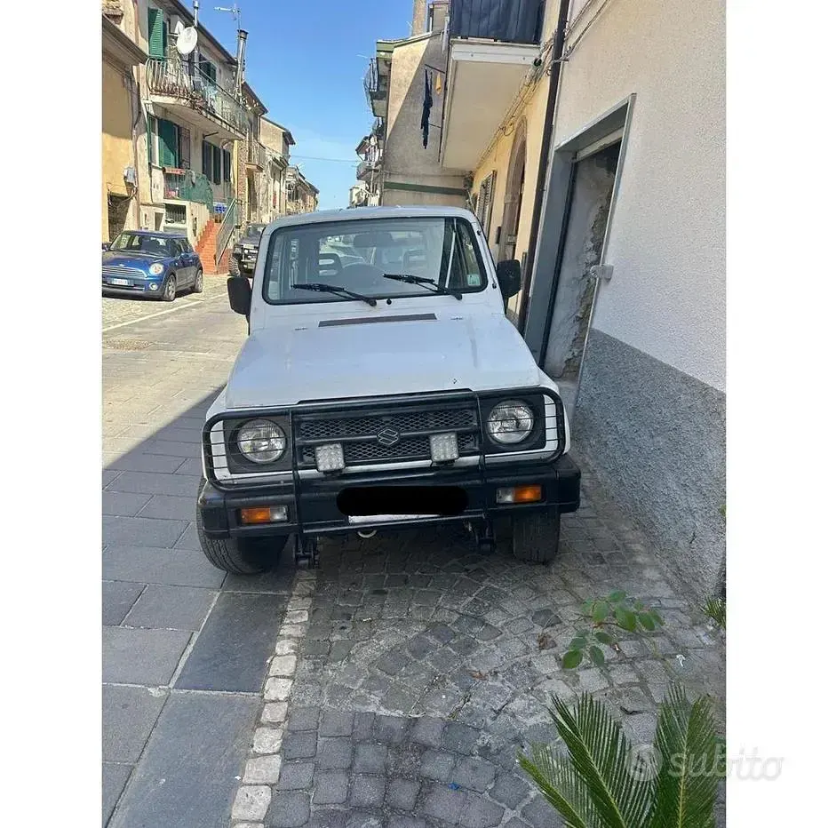 Usata Suzuki Samurai 69 CV (50 kW) 1998 Bianco SUV