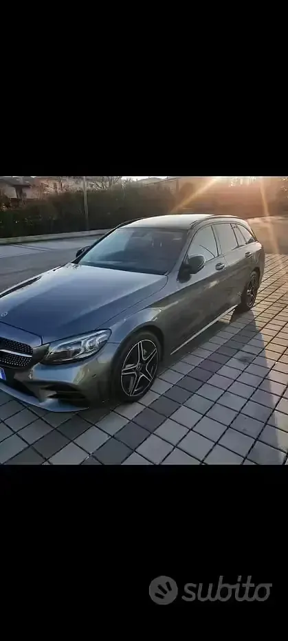 Usata Mercedes 220 194 CV (142 kW) 2019 Grigio Berlina