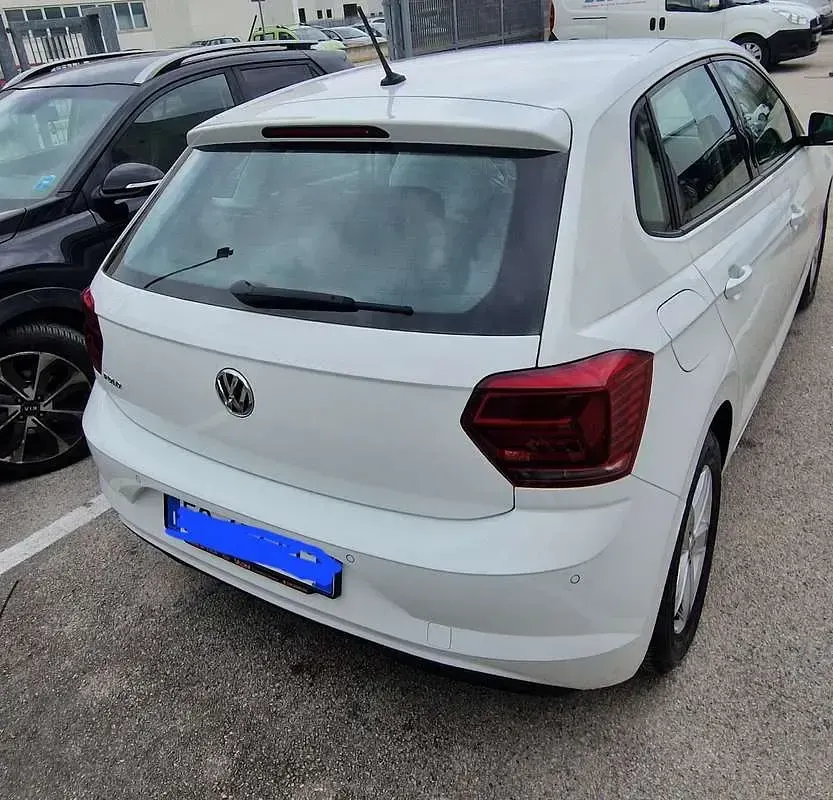 Usata VW Polo Comfortline 80 CV (58 kW) 2019 Bianco Utilitaria