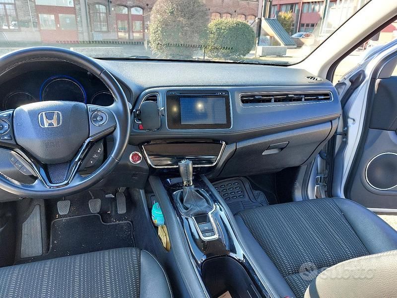 Usata Honda HR-V 120 CV (88 kW) 2017 Grigio SUV