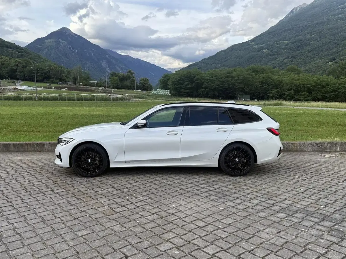 Usata BMW 330 M Sport 286 CV (210 kW) 2022 Bianco Station wagon