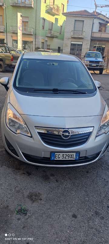 Usato 2011 Opel Meriva 1.2 Diesel 95 CV (4.500 €)