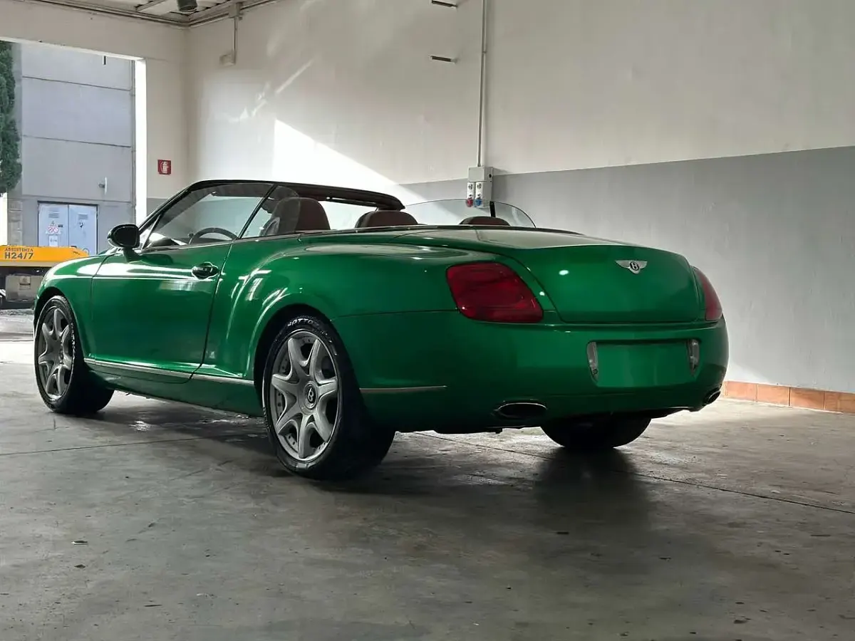 Usata Bentley Continental GT Convertible 560 CV (411 kW) 2008 Verde Cabrio